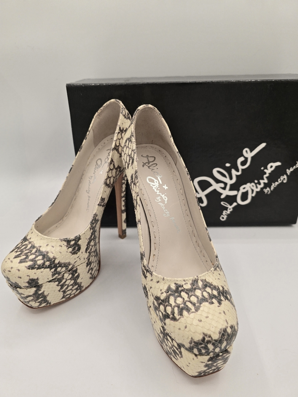 Alice + Olivia Cream and Black Snakeskin Platform Pump